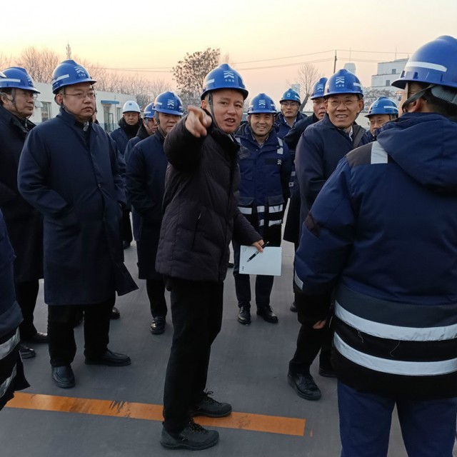 强化行业技术服务 助力港航平安发展—东方泰瑞公司配合天津市领导开展节前港口危险货物安全检查